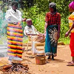 Open fires (L) need more firewood and produce more smoke than Chitetezo Mbaula ®