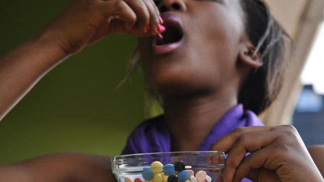 A woman taking overdose of drugs used to illustrate the story [Photo/Courtesy]